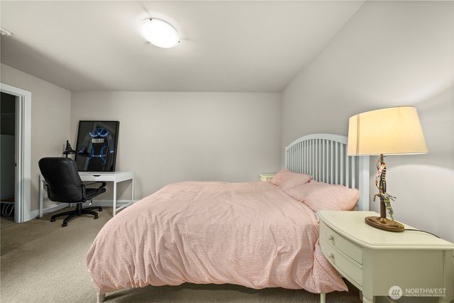 10351 SE 8th Street, Bellevue, WA 98004