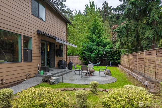 10351 SE 8th Street, Bellevue, WA 98004