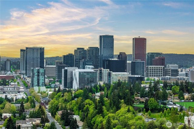 10351 SE 8th Street, Bellevue, WA 98004