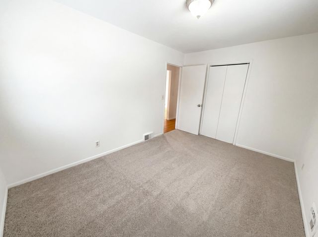 200 Oak Park Drive NE, Blaine, MN 55434