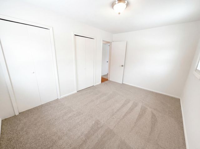 200 Oak Park Drive NE, Blaine, MN 55434