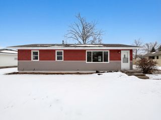 200 Oak Park Drive NE, Blaine, MN 55434
