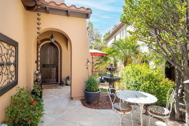 28347 Lobelia Lane, Valencia, CA 91354