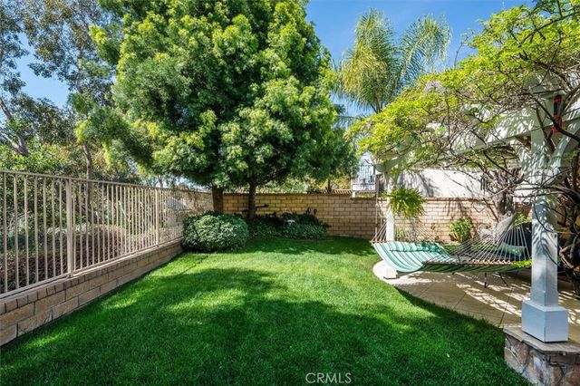 28347 Lobelia Lane, Valencia, CA 91354