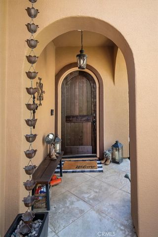 28347 Lobelia Lane, Valencia, CA 91354