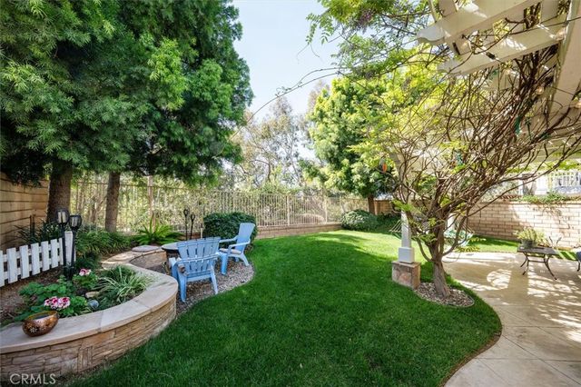 28347 Lobelia Lane, Valencia, CA 91354