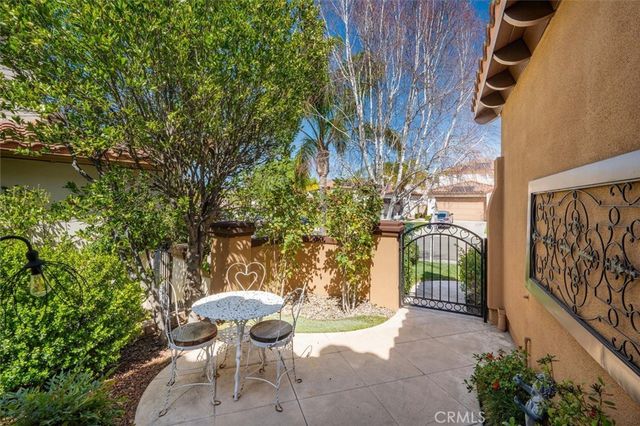 28347 Lobelia Lane, Valencia, CA 91354