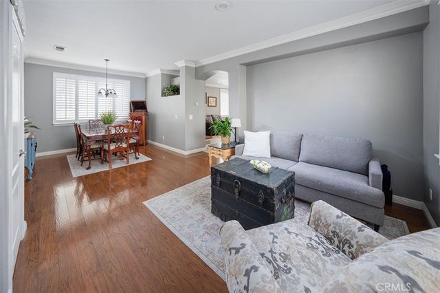 28347 Lobelia Lane, Valencia, CA 91354