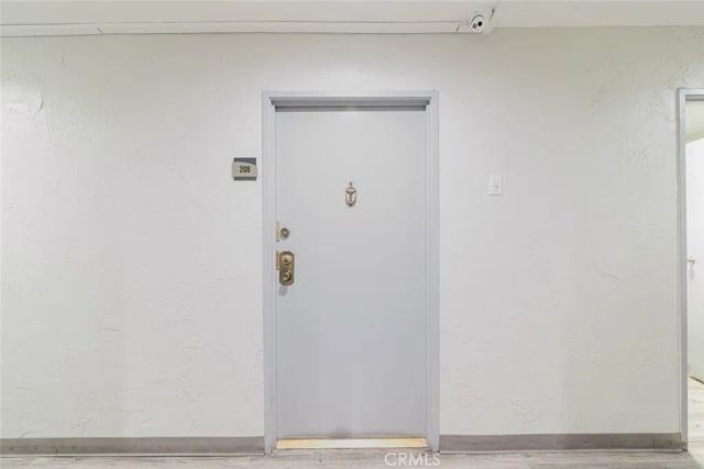 620 N Kenwood Street 208, Glendale, CA 91206