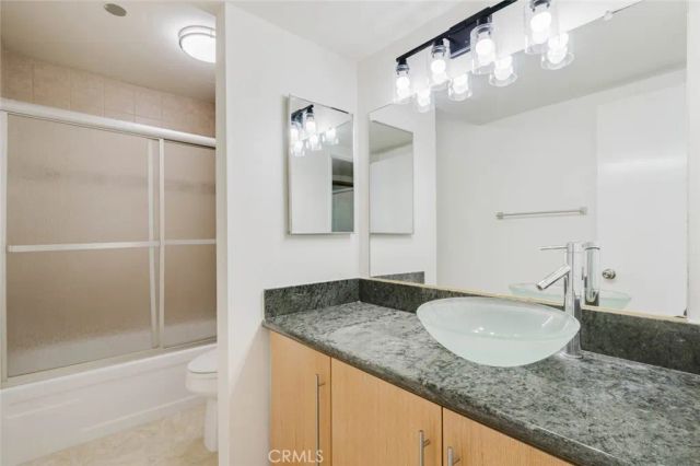 620 N Kenwood Street 208, Glendale, CA 91206