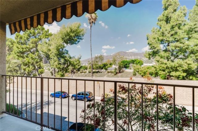 620 N Kenwood Street 208, Glendale, CA 91206