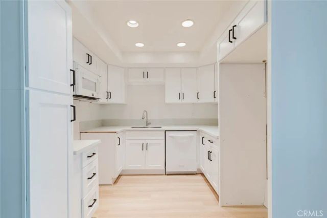 620 N Kenwood Street 208, Glendale, CA 91206