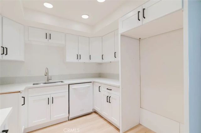 620 N Kenwood Street 208, Glendale, CA 91206