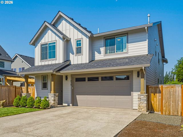 836 Ne 17TH Ave, Canby, OR 97013