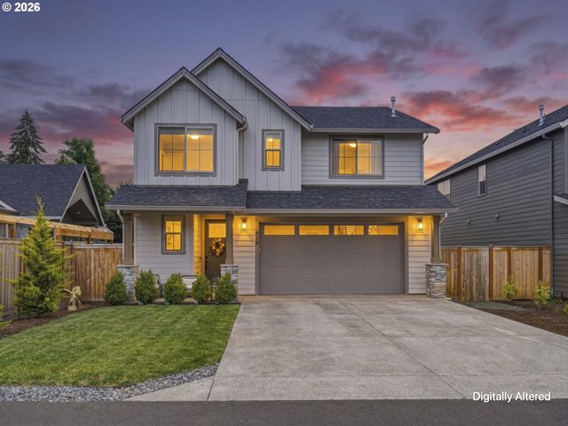 836 Ne 17TH Ave, Canby, OR 97013