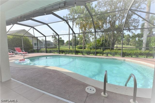 214 Palmetto Dunes CIR, Naples, FL 34113