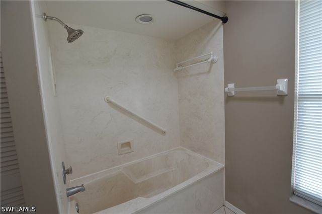 214 Palmetto Dunes CIR, Naples, FL 34113