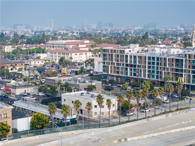 2819 S Flower Street, Los Angeles, CA 90007