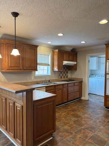 6115 Dinkins Mill Road, Rembert, SC 29128