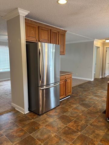 6115 Dinkins Mill Road, Rembert, SC 29128