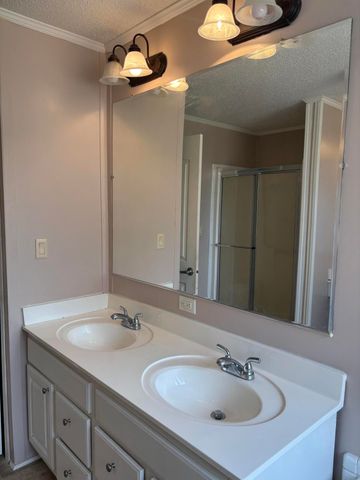 6115 Dinkins Mill Road, Rembert, SC 29128