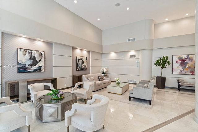 19195 NE 36th Court 502, Aventura, FL 33180