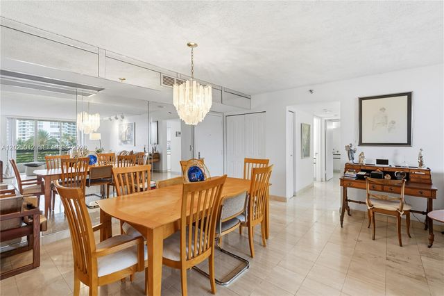 19195 NE 36th Court 502, Aventura, FL 33180