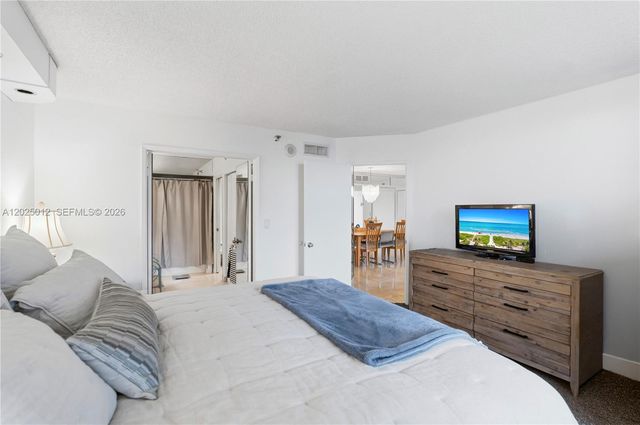 19195 NE 36th Court 502, Aventura, FL 33180