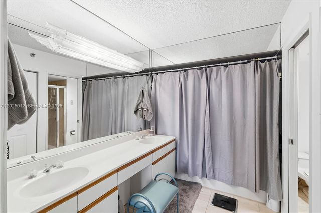 19195 NE 36th Court 502, Aventura, FL 33180