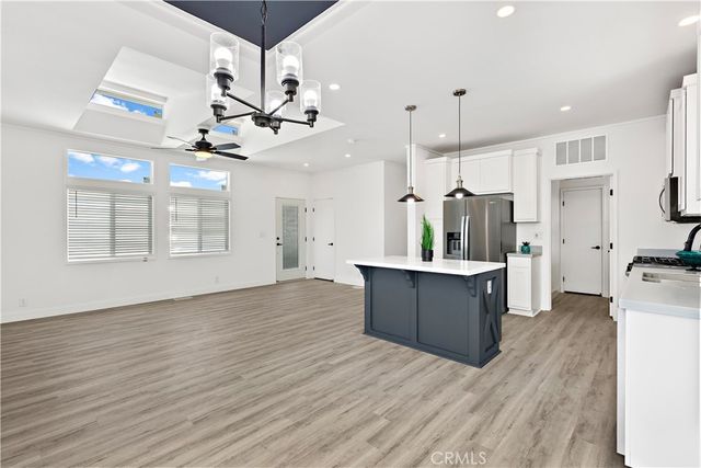 2755 Arrow Highway 159, La Verne, CA 91750