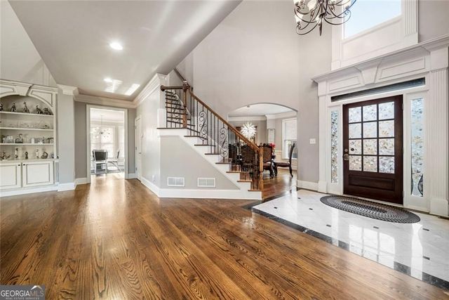 585 Settles Brook Court, Suwanee, GA 30024