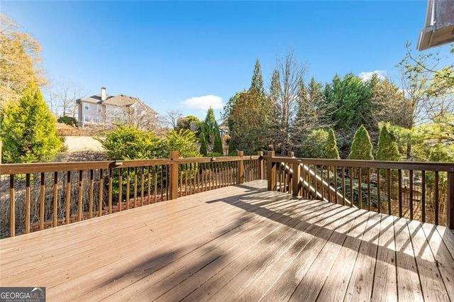 585 Settles Brook Court, Suwanee, GA 30024