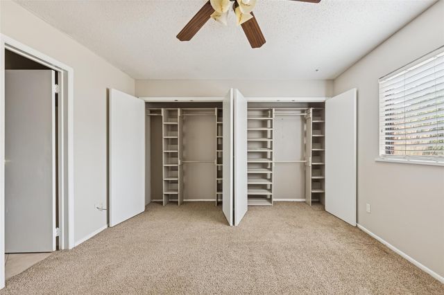 324 Olive Street, Huntsville, TX 77340
