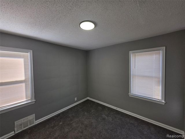 20315 Biltmore Street, Detroit, MI 48235