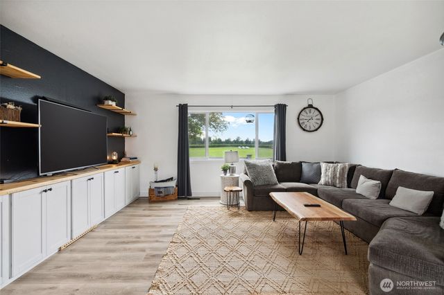 6515 Lawrence Road, Everson, WA 98247