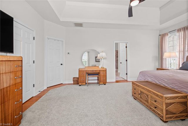 132 Lakepoint Drive, Advance, NC 27006