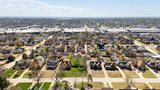 2216 NW 27th Street, Oklahoma City, OK 73107