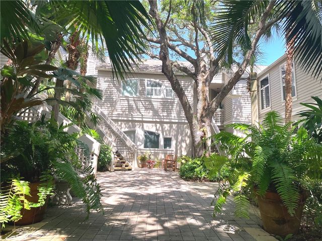 1235 Winding Oaks Circle E 503, Vero Beach, FL 32963