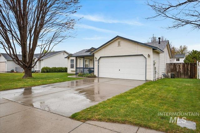 820 Valley, Middleton, ID 83644