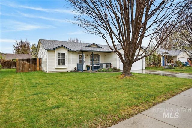 820 Valley, Middleton, ID 83644