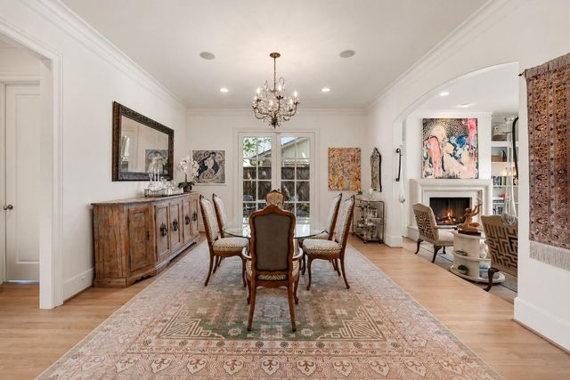 6155 Cedar Creek Drive, Houston, TX 77057