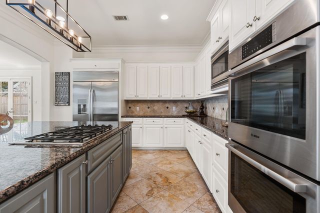 6155 Cedar Creek Drive, Houston, TX 77057