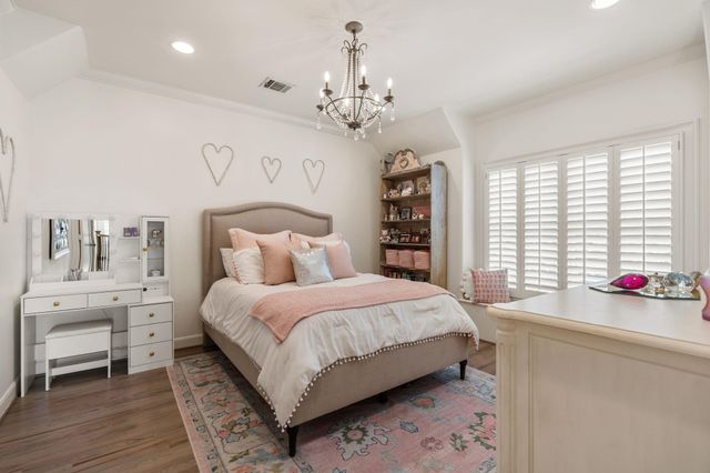 6155 Cedar Creek Drive, Houston, TX 77057