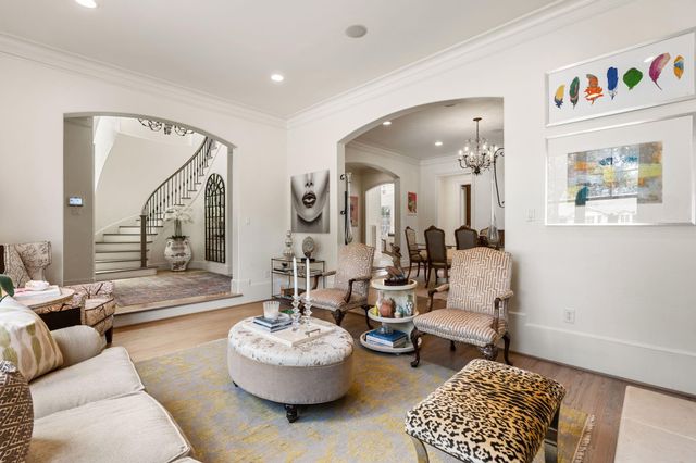 6155 Cedar Creek Drive, Houston, TX 77057