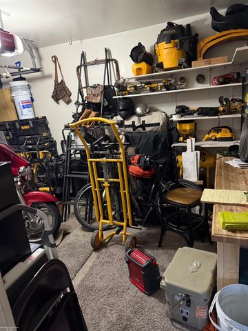 8510 Annsbury Drive, Shelby Twp, MI 48316