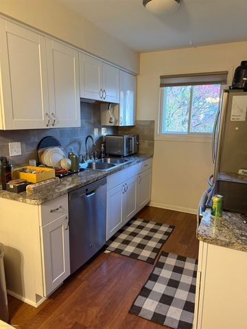 8510 Annsbury Drive, Shelby Twp, MI 48316