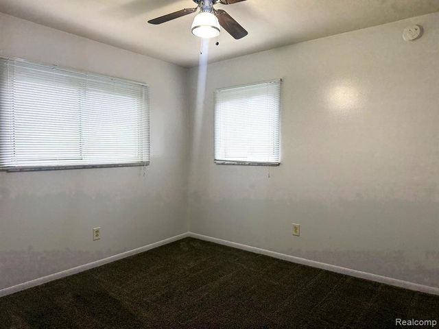 1245 Derby Road 4, Birmingham, MI 48009
