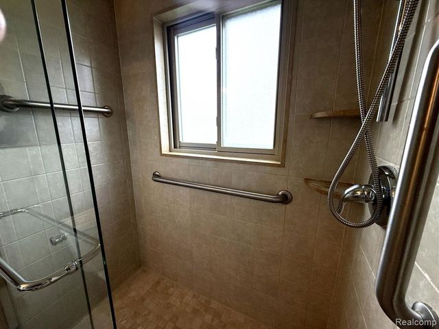1245 Derby Road 4, Birmingham, MI 48009