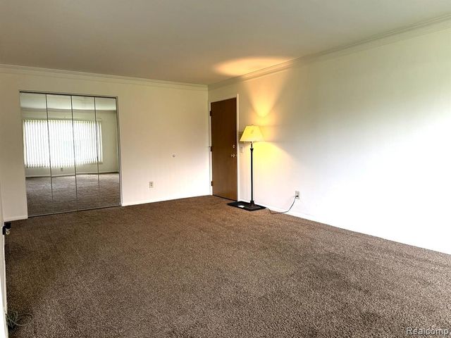 1245 Derby Road 4, Birmingham, MI 48009