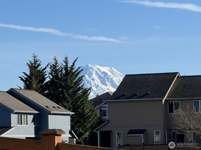 2312 41st Avenue SE, Puyallup, WA 98374